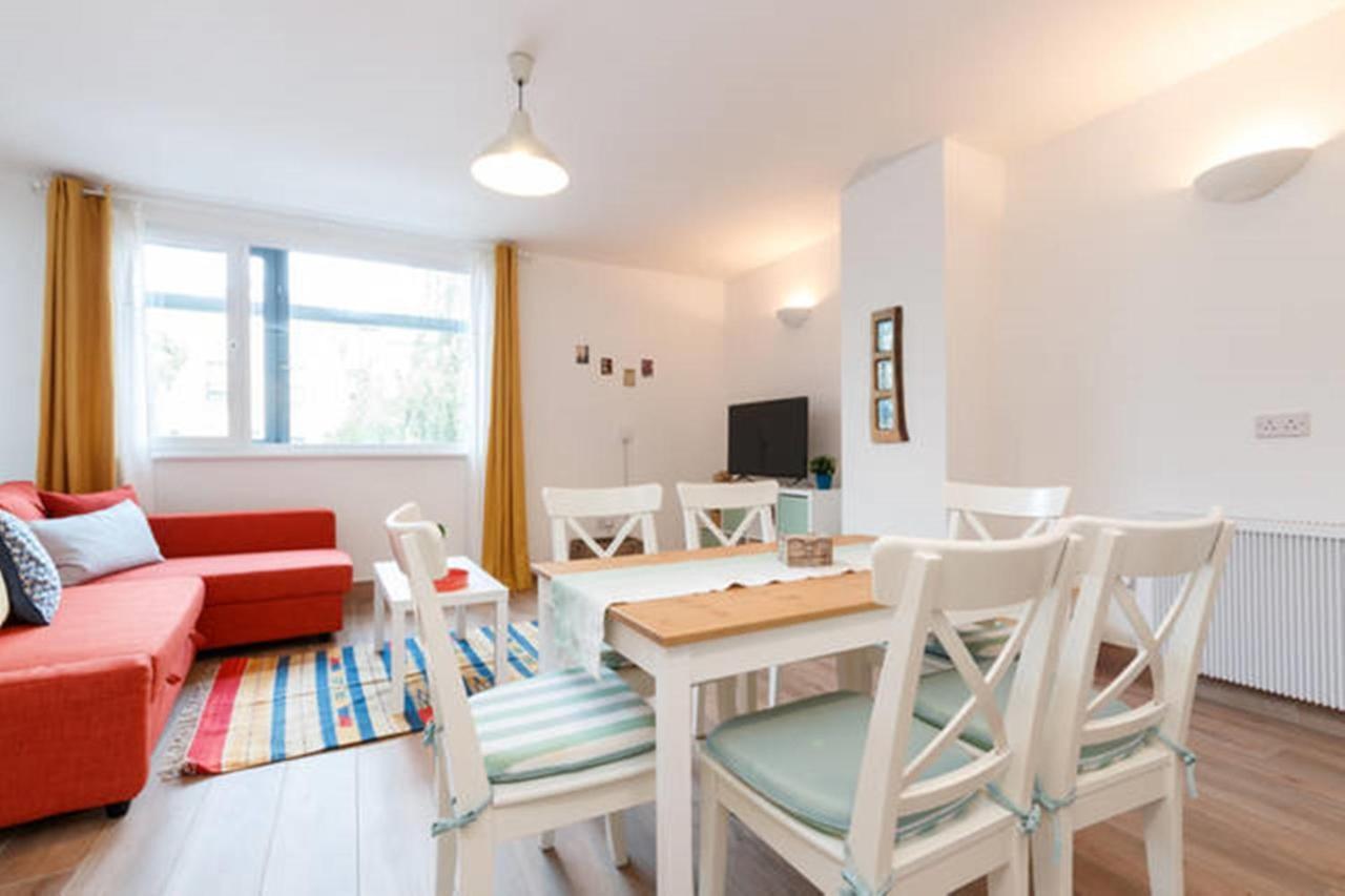 Stylish Soundproof Temple Bar Square Apartment Dublin Ngoại thất bức ảnh